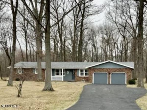13645 S Road, Pioneer, OH 43554
