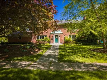 170 Edgemoor Road , Rochester, NY 14618