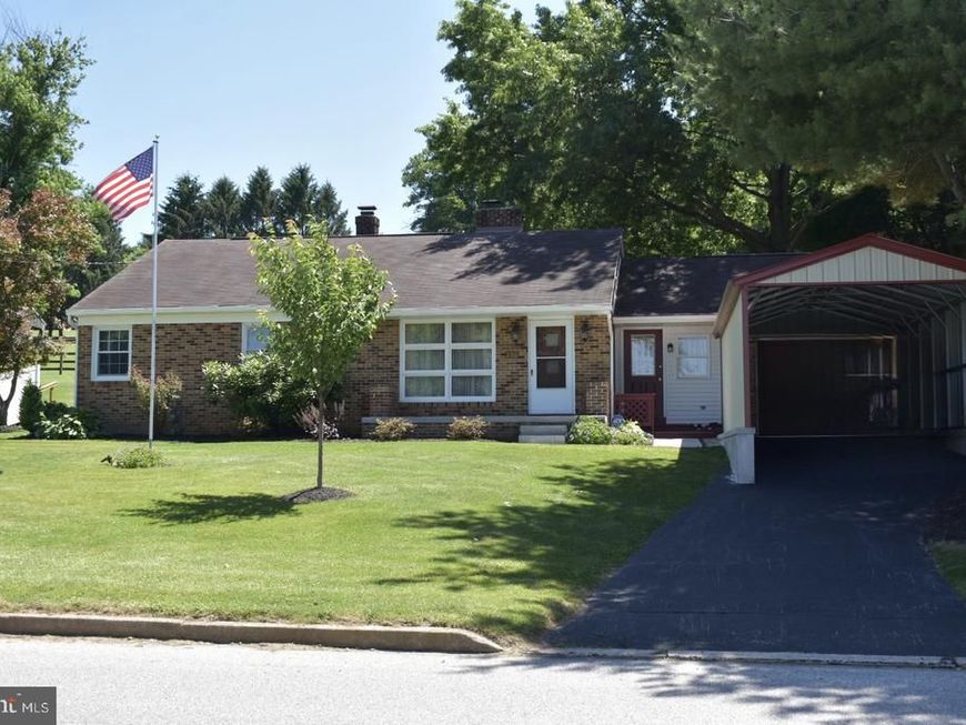 236 W Ore Street, Seven Valleys, PA 17360 Main Photo