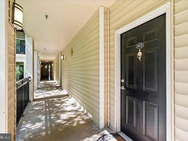 12913 CENTRE PARK CIRCLE, Unit 103, HERNDON, VA 20171