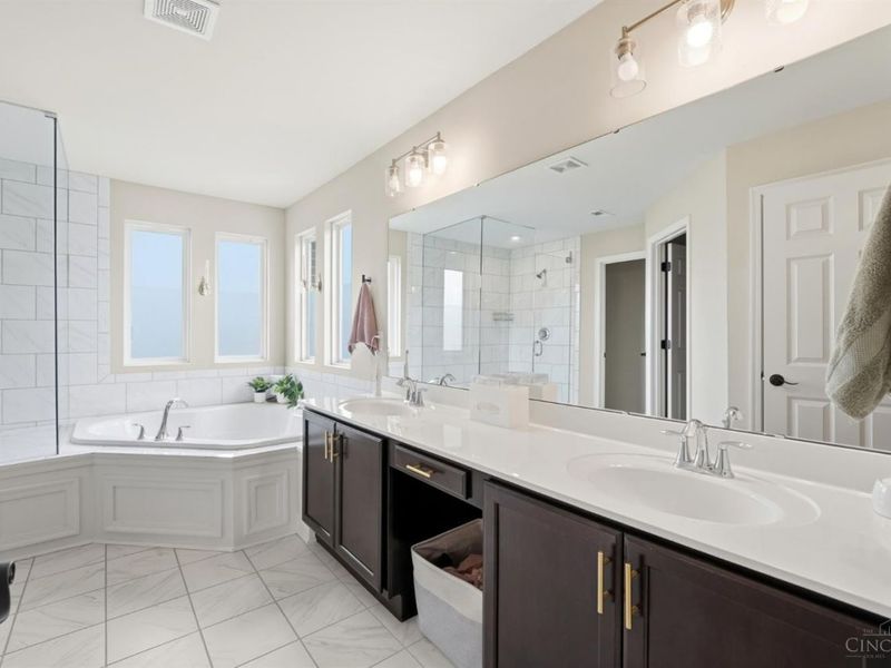 4354 Highland Green Drive, Mason, OH 45040 Photo 41