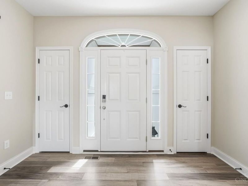 4354 Highland Green Drive, Mason, OH 45040 Photo 7