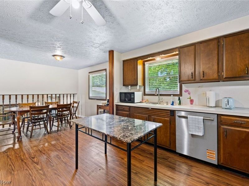 1140 E Maple Street , North Canton, OH 44720 Photo 11