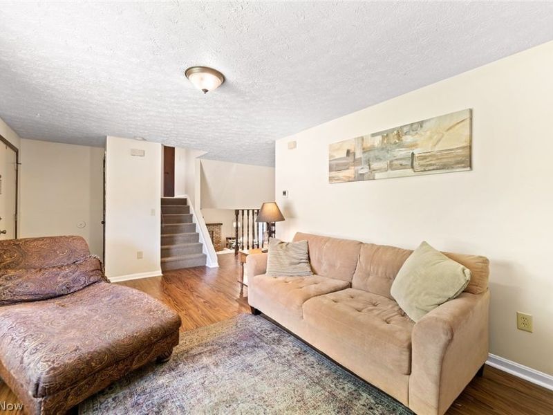1140 E Maple Street , North Canton, OH 44720 Photo 3