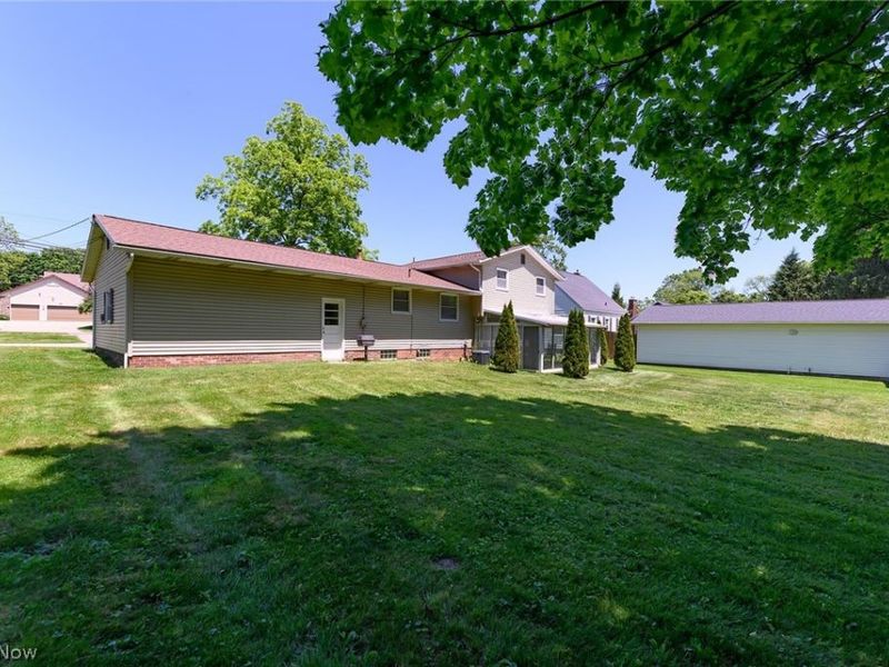 1140 E Maple Street , North Canton, OH 44720 Photo 32