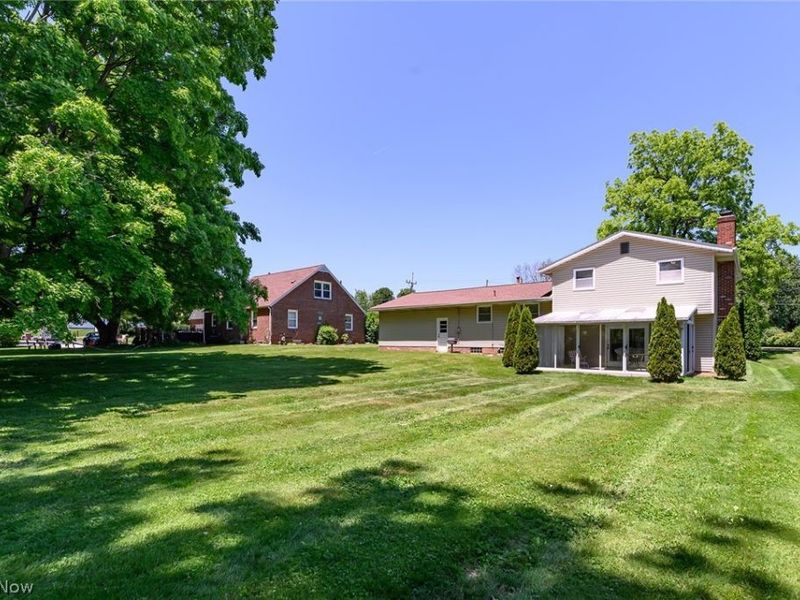 1140 E Maple Street , North Canton, OH 44720 Photo 33