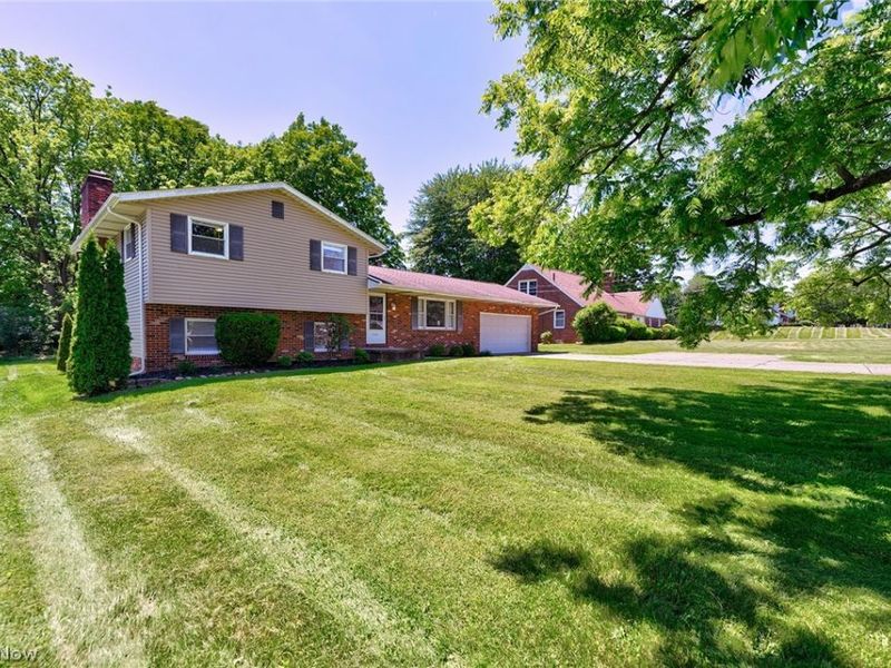 1140 E Maple Street , North Canton, OH 44720 Photo 35