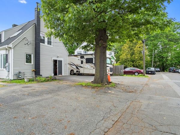 628 Broadway - Aka 628 Ward Ter, Lynnfield, MA 01940