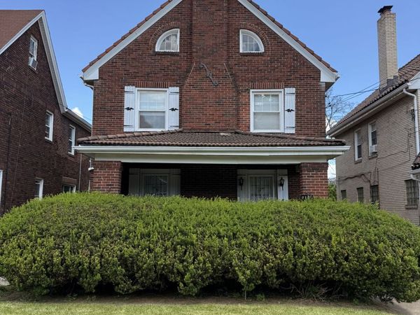 7131 McPherson Boulevard, Pittsburgh, PA 15208