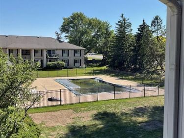 6103 Orchard Lake Road, West Bloomfield Twp, MI 48322