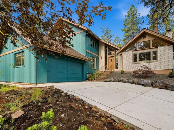 3760 W W Rosamond Ave, Spokane, WA 99224