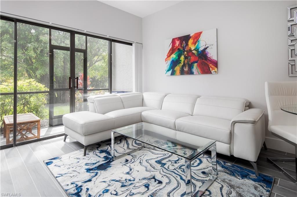 3323 Olympic Dr, Unit 711, Naples, FL 34105 Photo