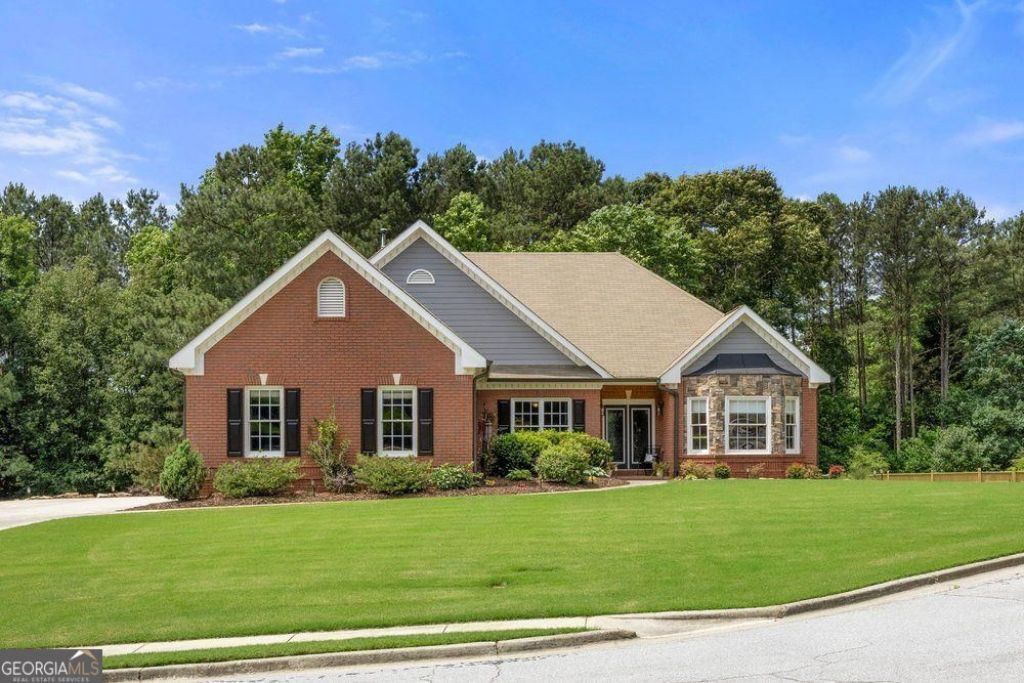 3523 Elinburg Cove Trail, Buford, GA 30519 Main Photo