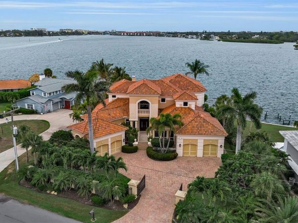 1541 CARIBBEAN DRIVE , SARASOTA, FL 34231