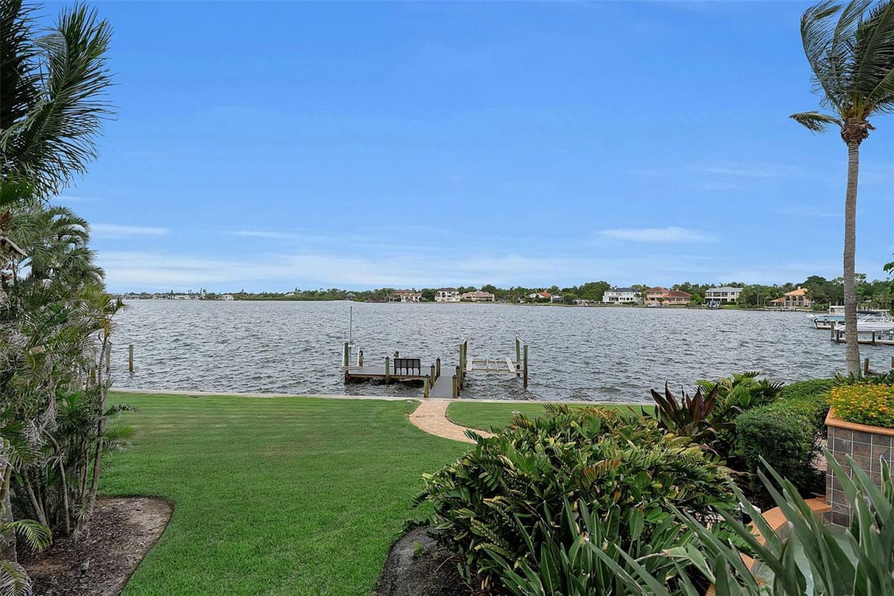 1541 Caribbean Drive, Sarasota, FL 34231 Photo
