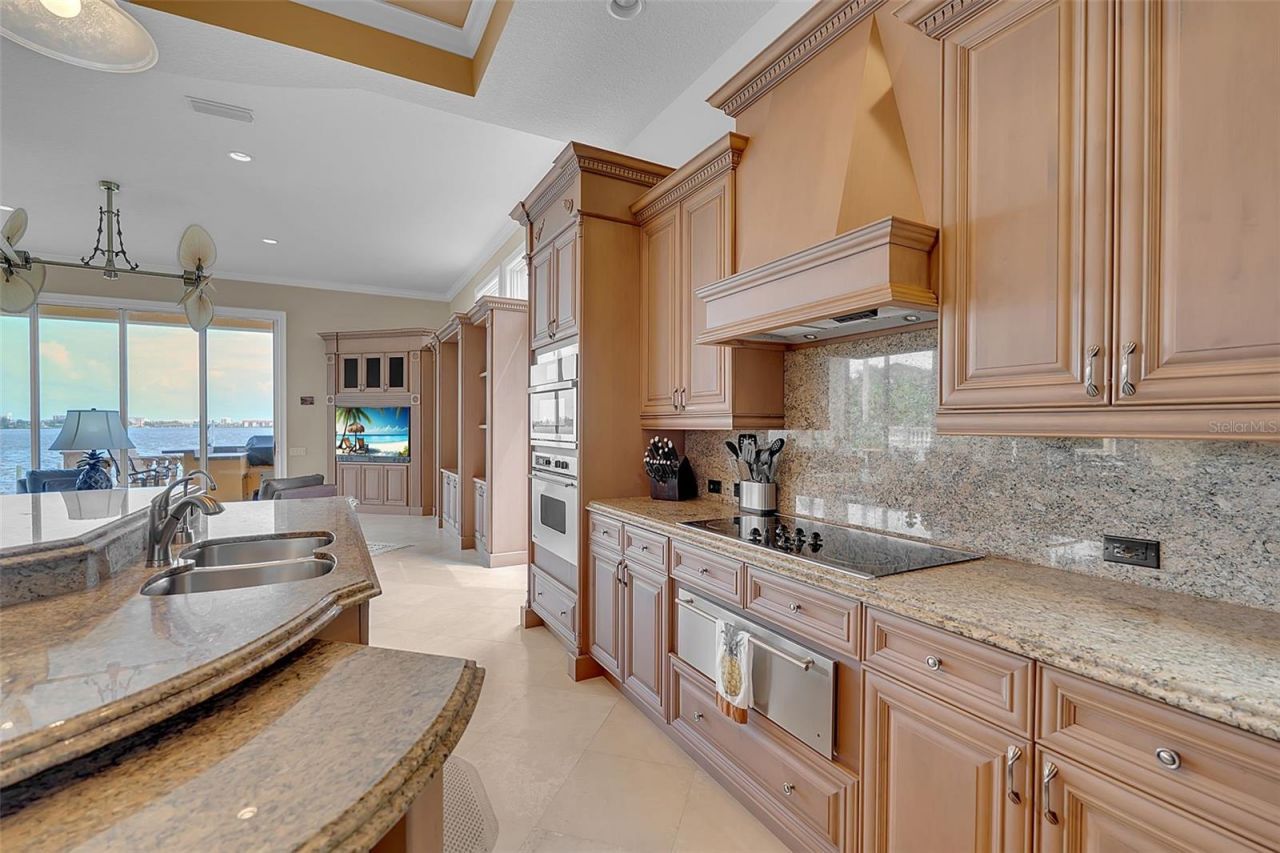 1541 Caribbean Drive, Sarasota, FL 34231 Photo