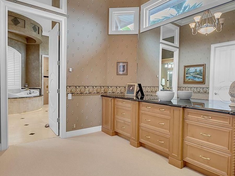 Property Image 76