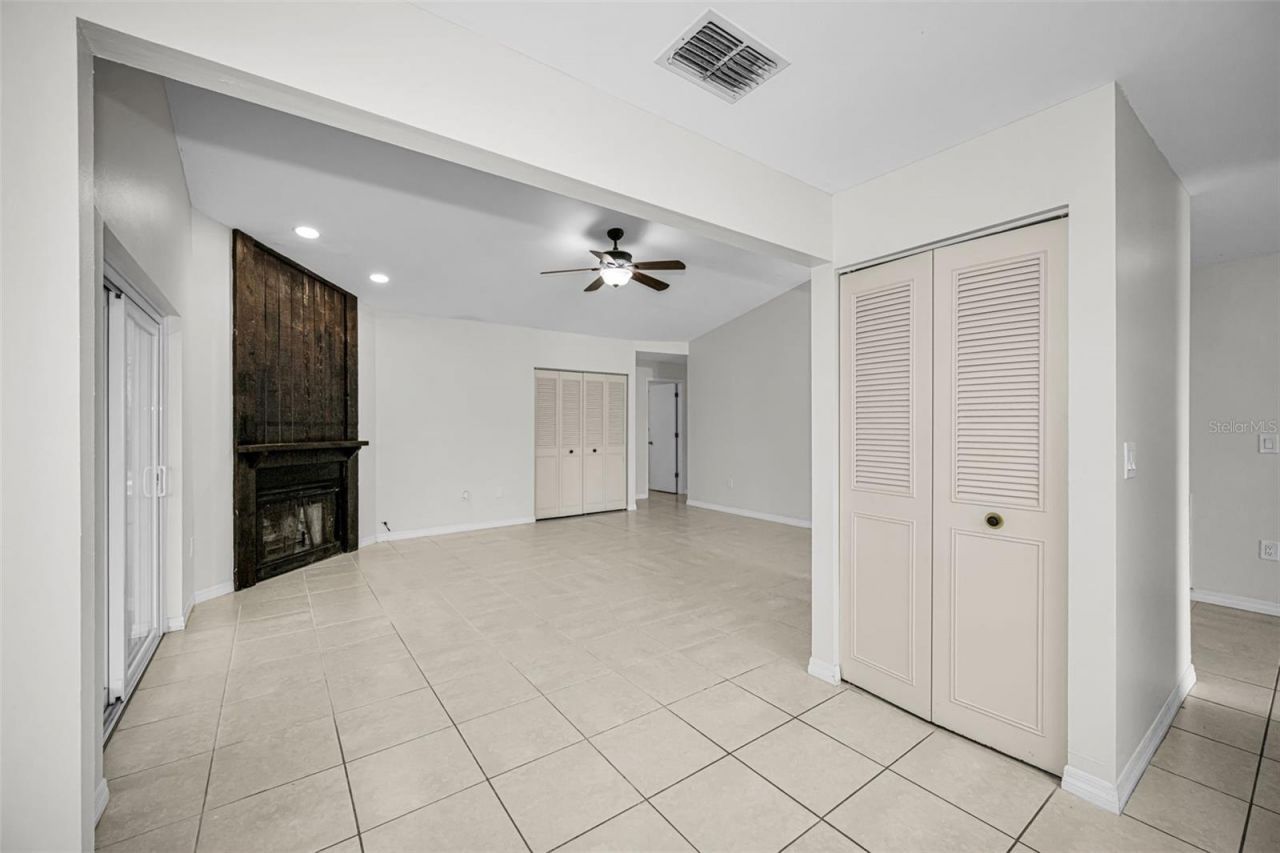 10050 62nd Avenue N, Saint Petersburg, FL 33708 Photo