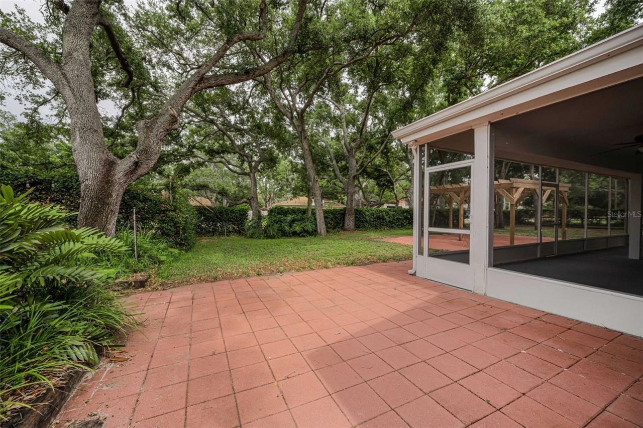 10050 62nd Avenue N, Saint Petersburg, FL 33708 Photo