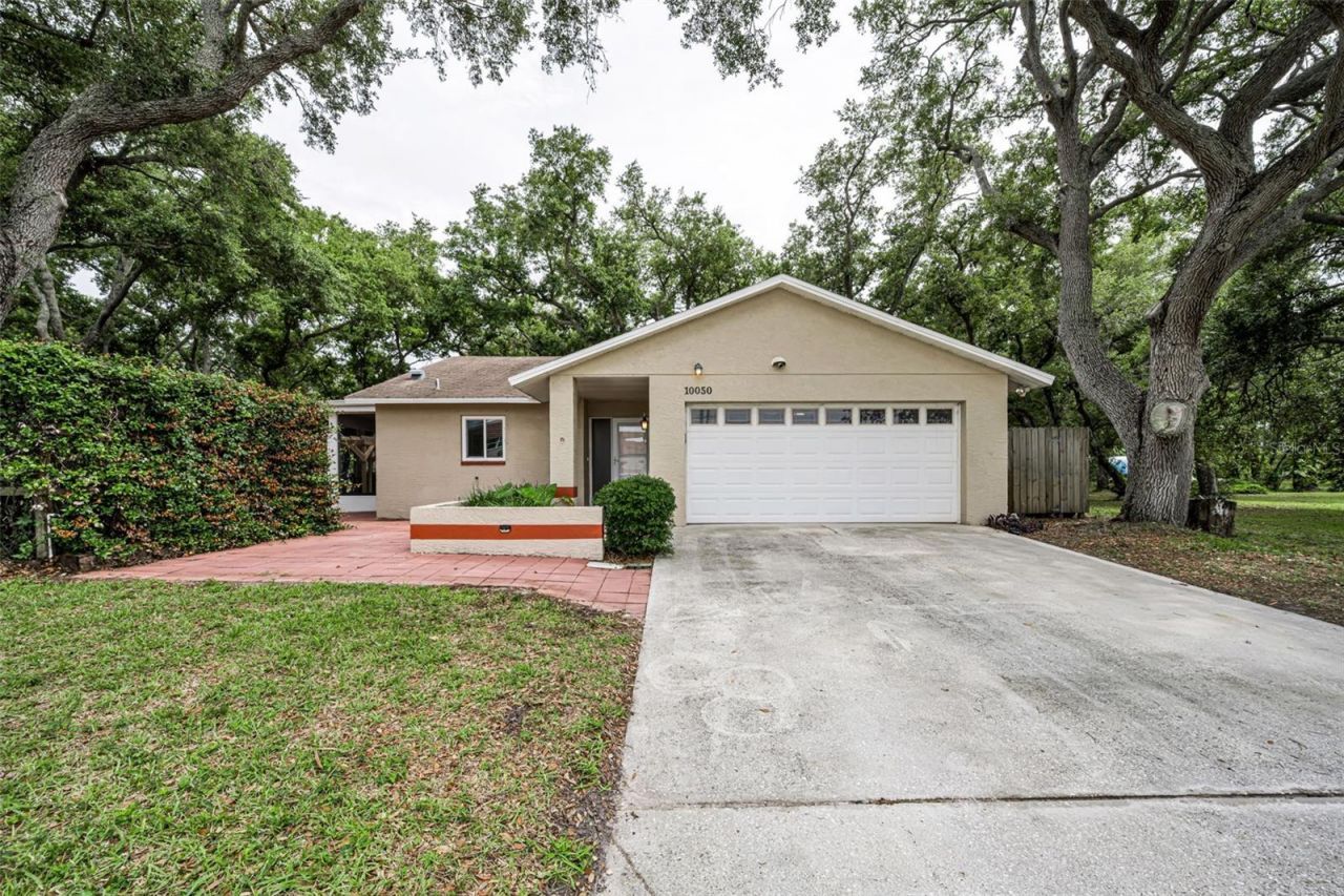10050 62nd Avenue N, Saint Petersburg, FL 33708 Photo