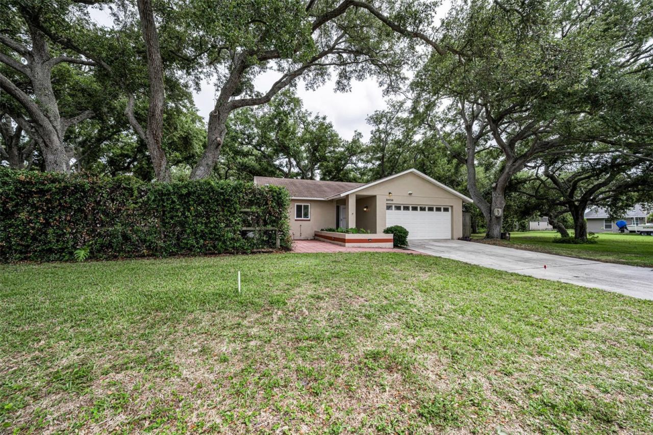 10050 62nd Avenue N, Saint Petersburg, FL 33708 Photo
