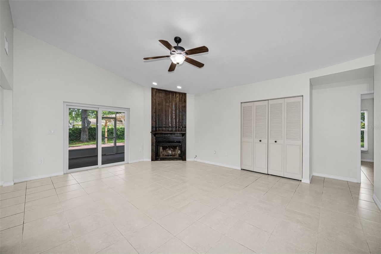 10050 62nd Avenue N, Saint Petersburg, FL 33708 Photo