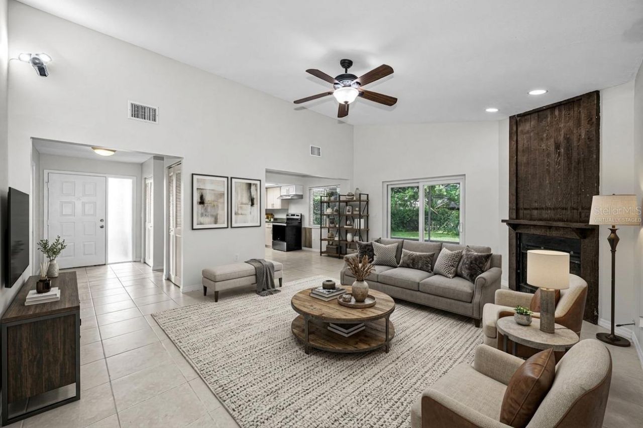 10050 62nd Avenue N, Saint Petersburg, FL 33708 Photo