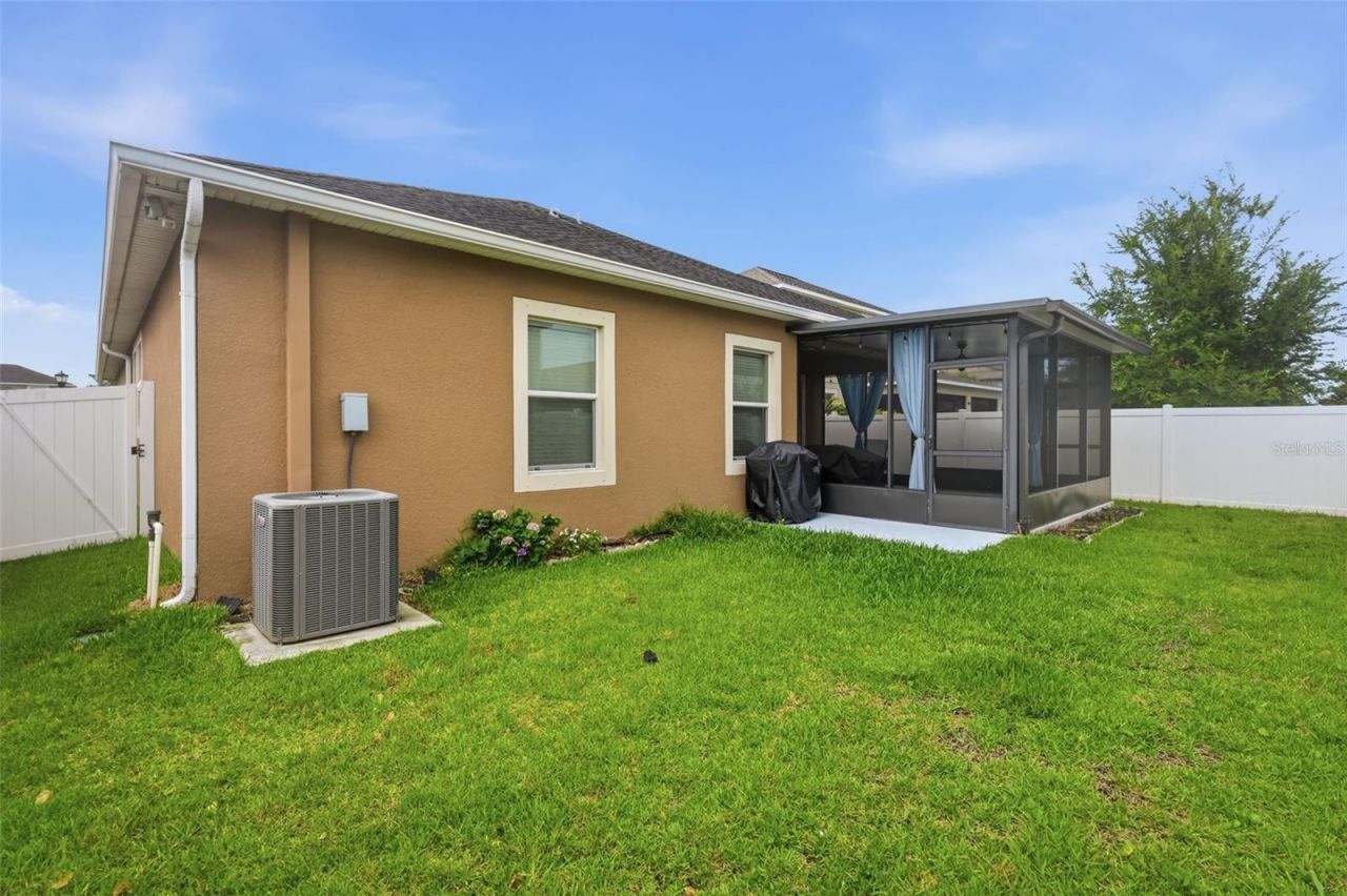 11804 Valhalla Woods Drive , Riverview, FL 33579 Photo
