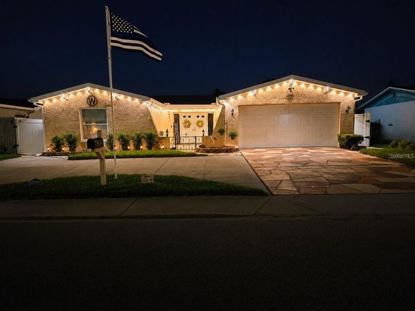 8240 PENWOOD DRIVE, PORT RICHEY, FL 34668