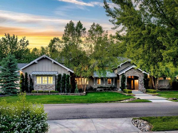 2164 W Holly Mountain Drive, Eagle, ID 83616