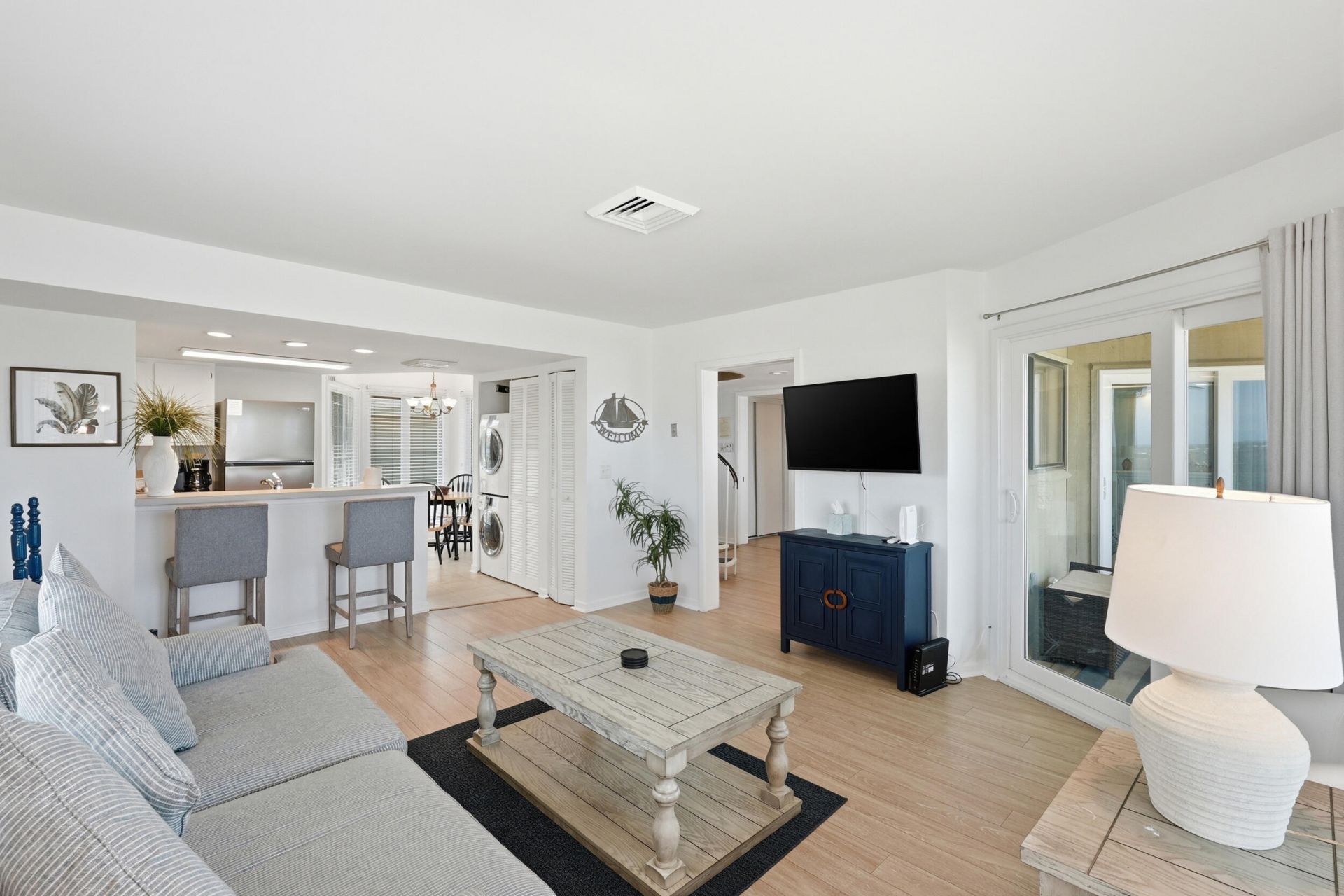9000 Palmetto Drive Photo 8