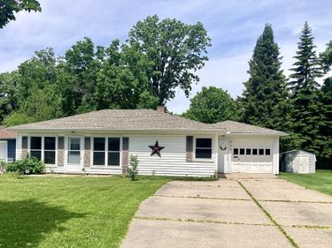 565 Madson Avenue SW, Hutchinson, MN 55350