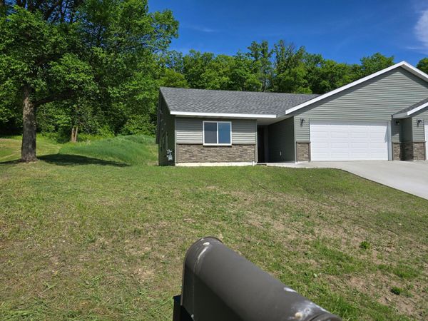 1475 Michigan Avenue , Detroit Lakes, MN 56501