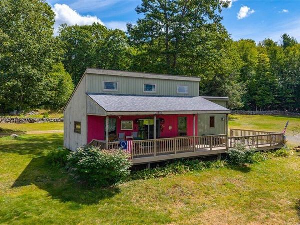 260 South Road, Averill Park, NY 12018