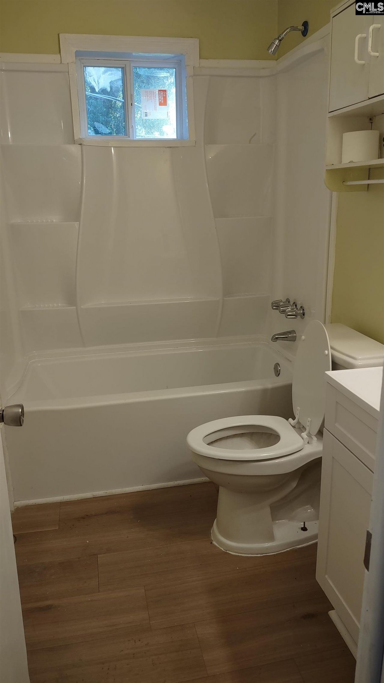 114 Henry Street  Photo 10