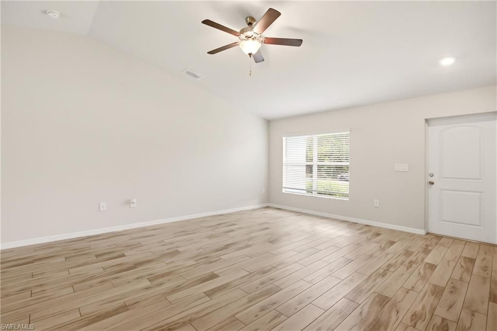 1024 NE 33rd Ln, Cape Coral, FL 33909 Photo