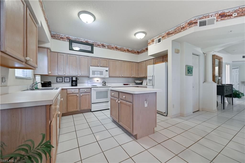 28060 Palmas Grandes Ln , Unit 105, Bonita Springs, FL 34135 Photo
