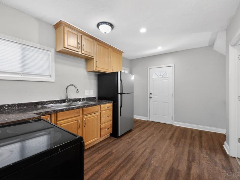 3718 Standish Avenue, Cincinnati, OH 45213 Photo 12