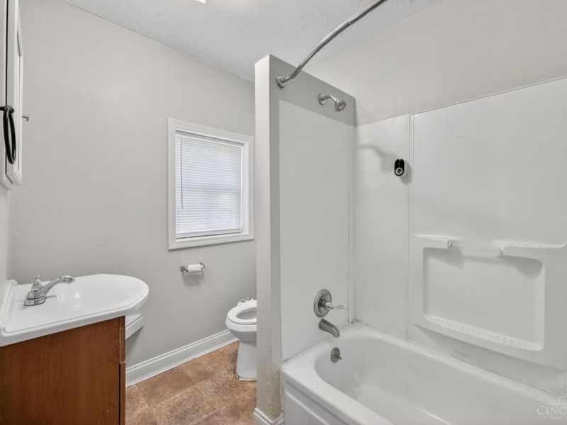 3718 Standish Avenue, Cincinnati, OH 45213 Photo 27
