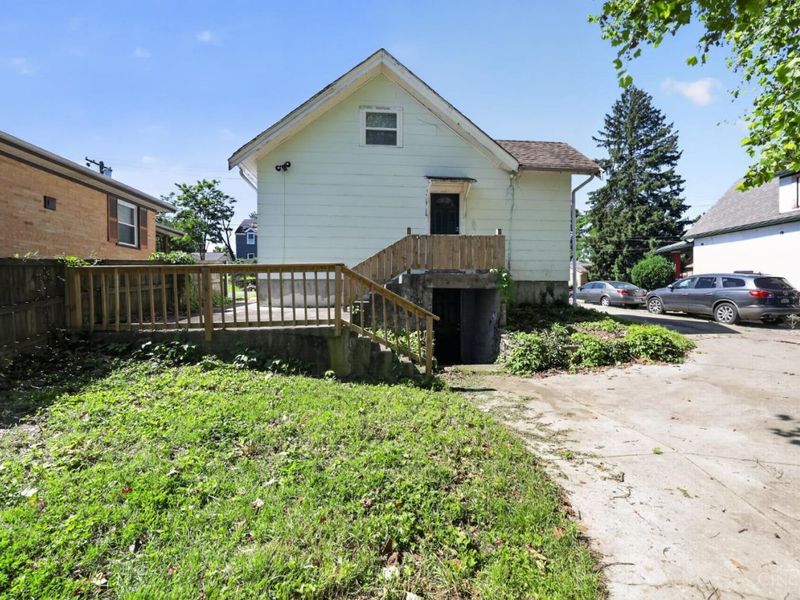 3718 Standish Avenue, Cincinnati, OH 45213 Photo 3