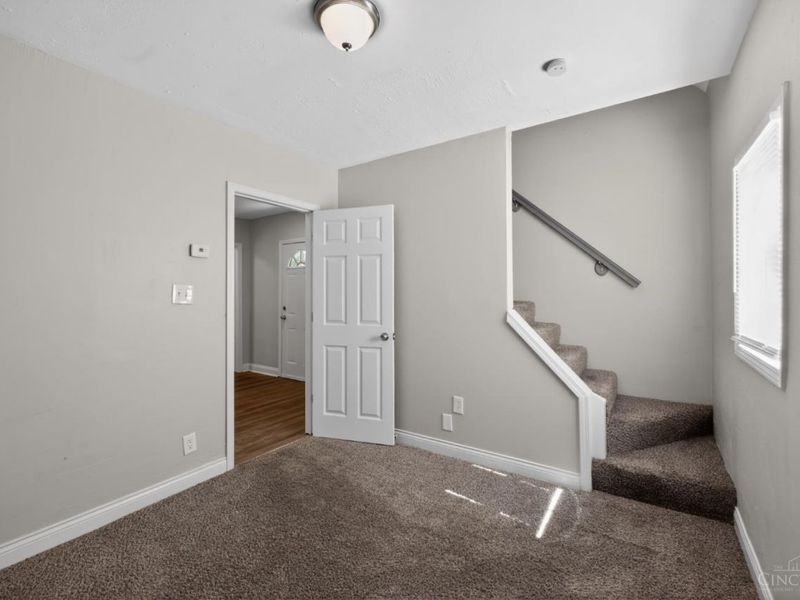 3718 Standish Avenue, Cincinnati, OH 45213 Photo 7