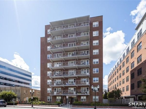 700 Summer , Unit 2E, Stamford, CT 06901