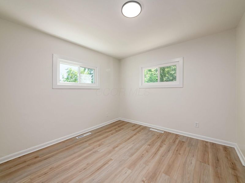 2345 Century Drive, Columbus, OH 43211 Photo 13