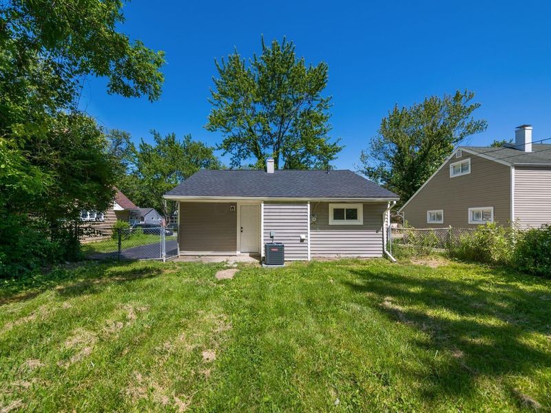 2345 Century Drive, Columbus, OH 43211 Photo 16
