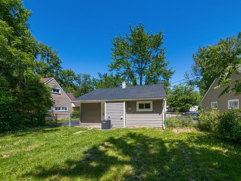 2345 Century Drive , Columbus, OH 43211 Photo 23