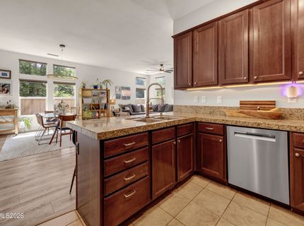 390 Manciano Way, Reno, NV 89521 Photo