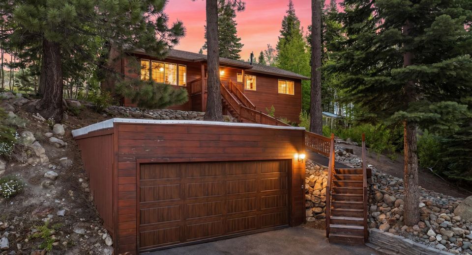 111 Roxanne Court, Stateline, NV 89449 Photo