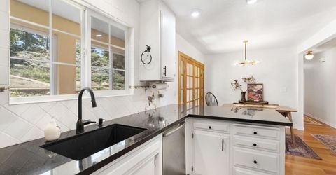 111 Roxanne Court, Stateline, NV 89449 Photo
