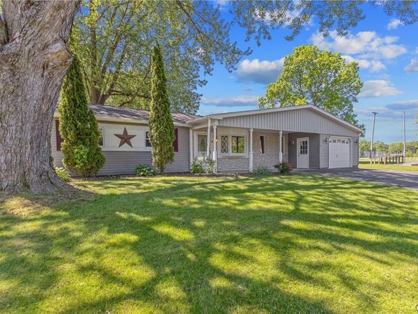 7902 St Francis Drive , Bridgeport, NY 13030