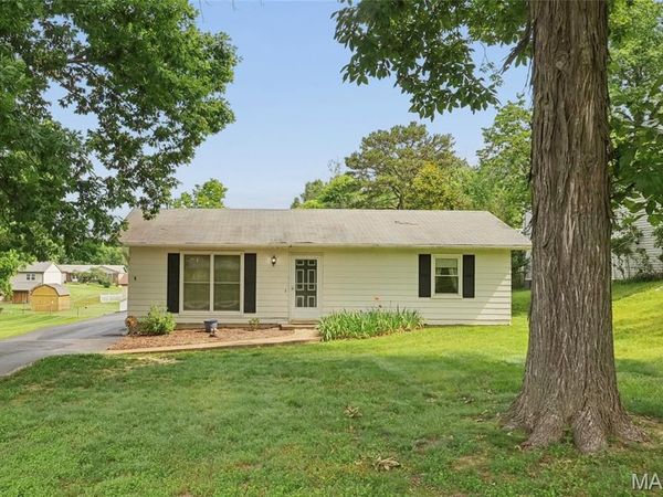 118 Wallach Drive, Murphy, MO 63026